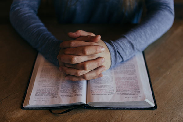 Prayer on Bible